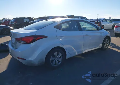 2016 Hyundai Elantra Se z USA, uszkodzony, nr VIN 5NPDH4AE7GH743439